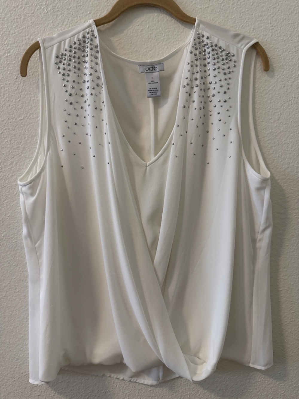 Cache White Sleeveless V-Neck Draped Shell with Silver Studs